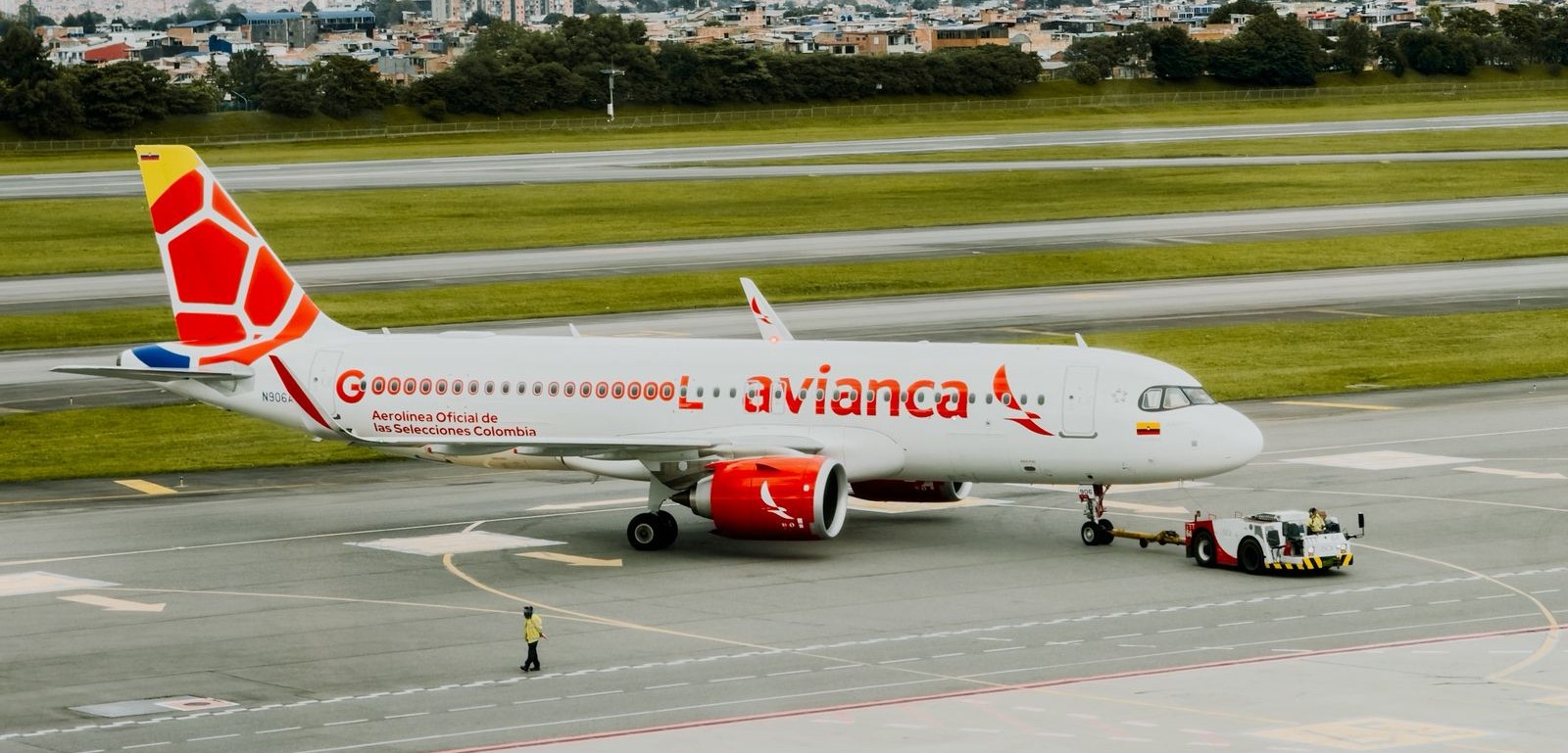 Avianca presenta sus aviones temáticos del Mundial 2026